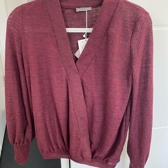 Zara V neck burgundy long sleeve top size small brand new - Picture 1 of 3